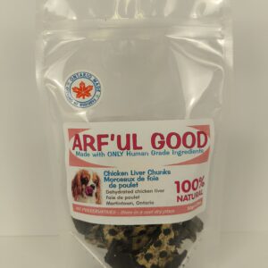 Dehydrated chicken liver pieces dog treats in 50 gr clear bag