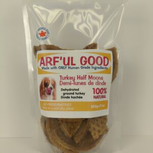 Dehydrated ground turkey in half moon shapes a 200 gr clear bag